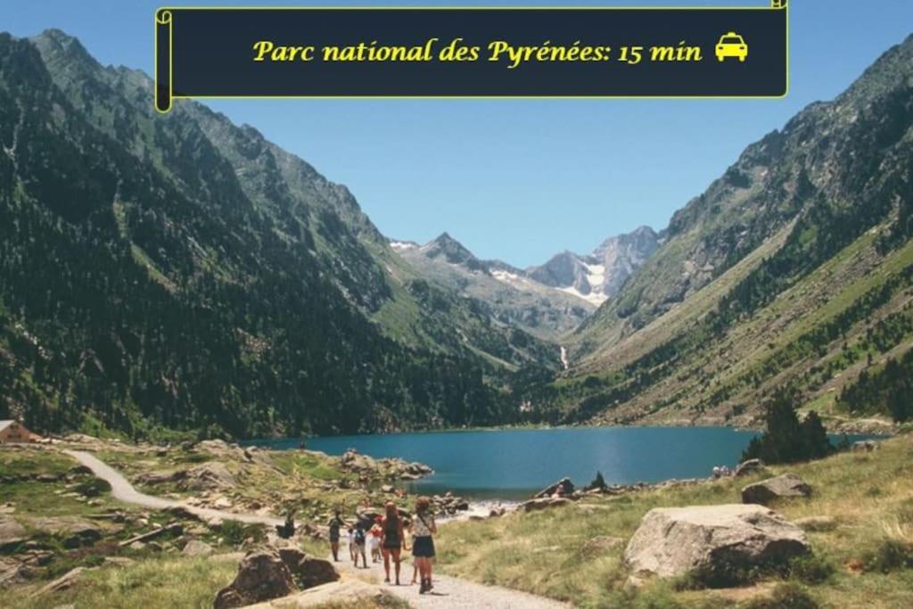 Le Glamour *studio *parking Prive* *wifi*calme* Apartment Lourdes